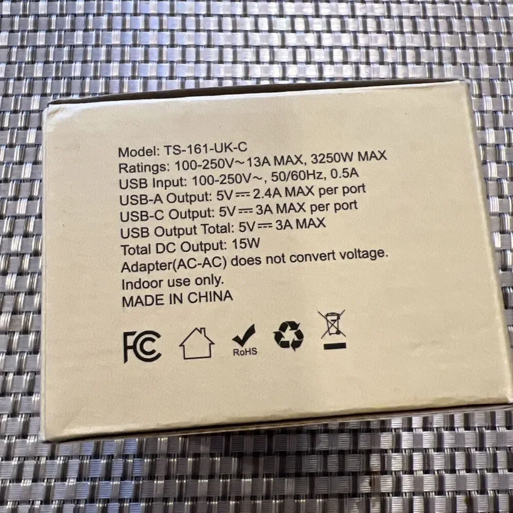 Power Adapter Tessan US to UK Model TS-161-UK-C 2 Pack NEW